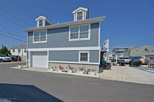 Lavallette, NJ 08735,202 Gull Lane