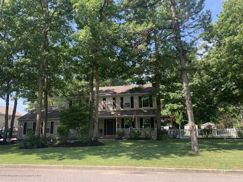 740 Evans Street, Lanoka Harbor, NJ 08734