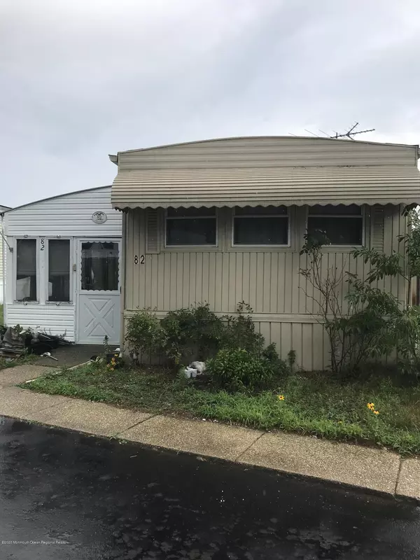 82 Locust Grv Grove, Hazlet, NJ 07730