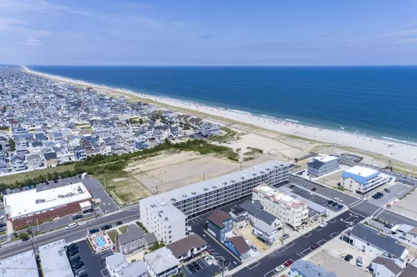 Seaside Heights, NJ 08751,51 Hiering Avenue #C12