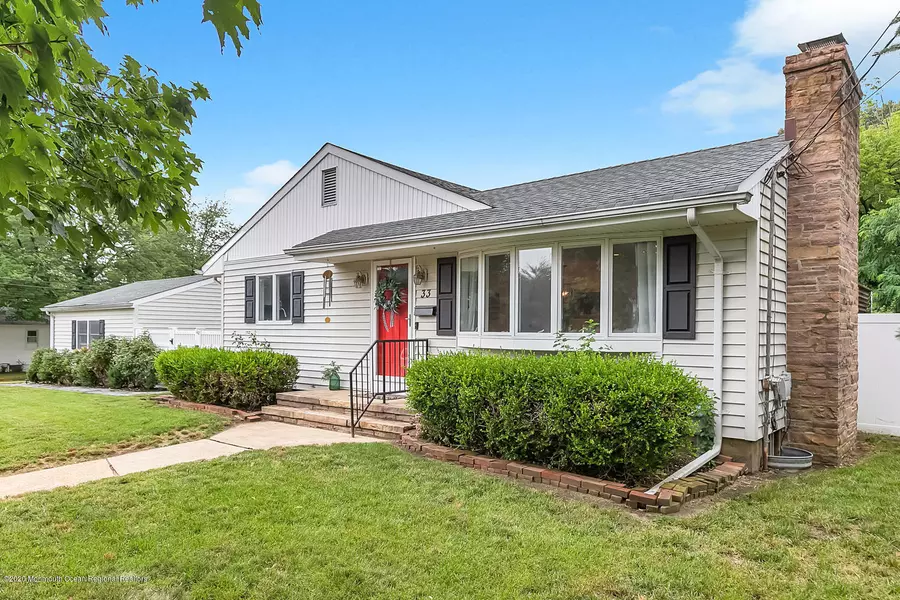 33 Navesink Avenue, Atlantic Highlands, NJ 07716