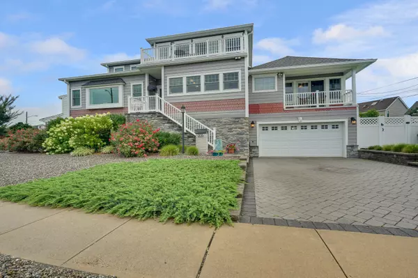 Point Pleasant Beach, NJ 08742,205 Trenton Avenue