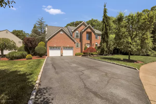 Matawan, NJ 07747,19 Vail Drive