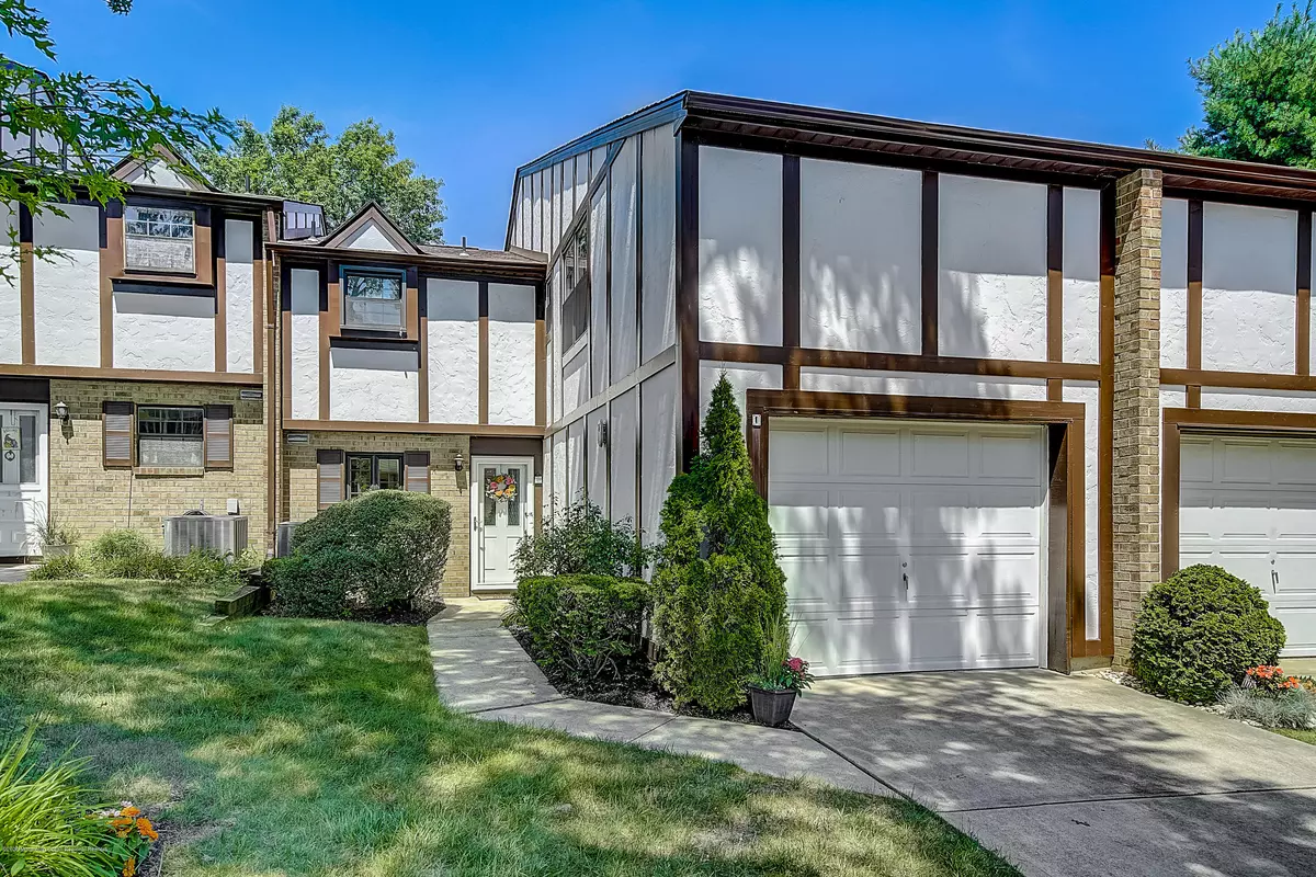 Spring Lake Heights, NJ 07762,30 Apple Drive