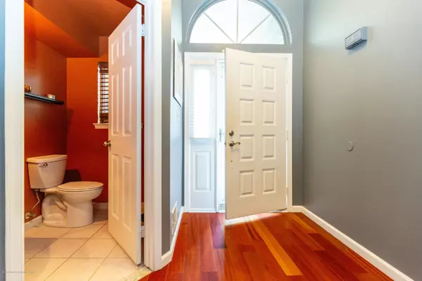 South Amboy, NJ 08879,7 Linbrook Drive