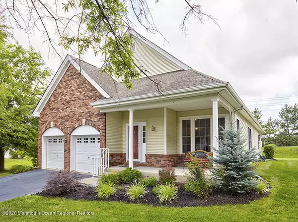 Hamilton, NJ 08690,72 Hummingbird Drive