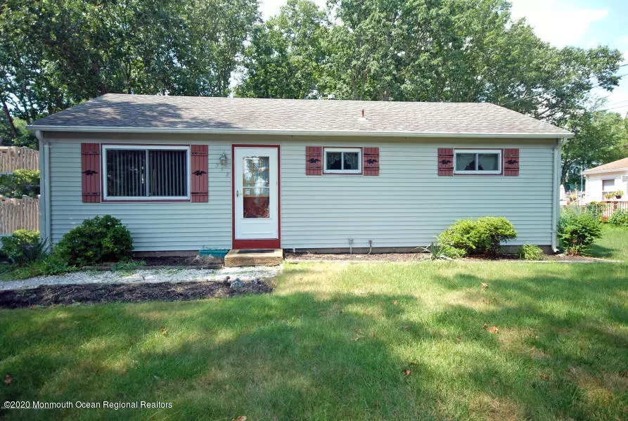 Howell, NJ 07731,332 Aldrich Road