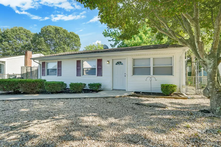 411 Hemlock Drive, Lanoka Harbor, NJ 08734