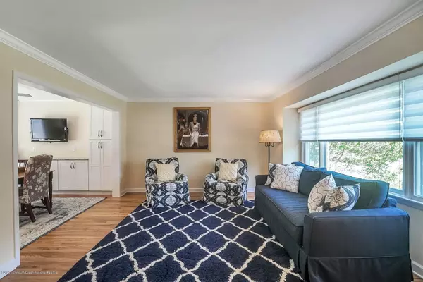 Little Silver, NJ 07739,29 Northvale Avenue