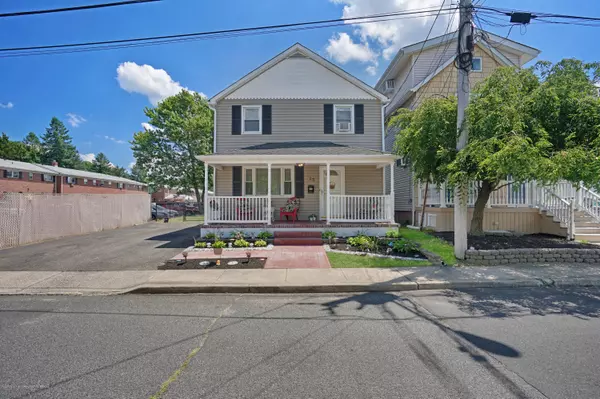 25 8th Street, Keyport, NJ 07735