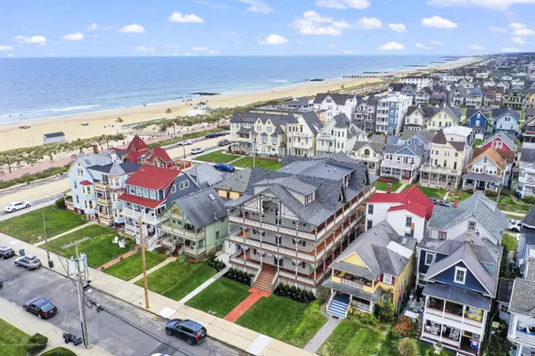 Ocean Grove, NJ 07756,5 Surf Avenue #Unit 3