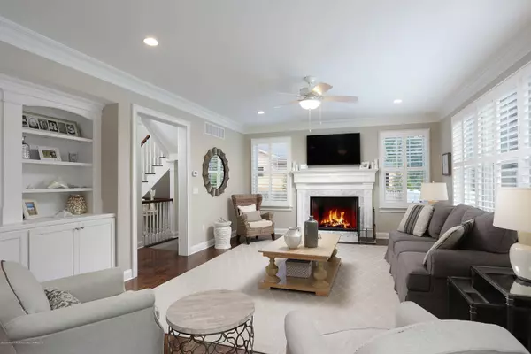 Rumson, NJ 07760,24 Demmert Avenue