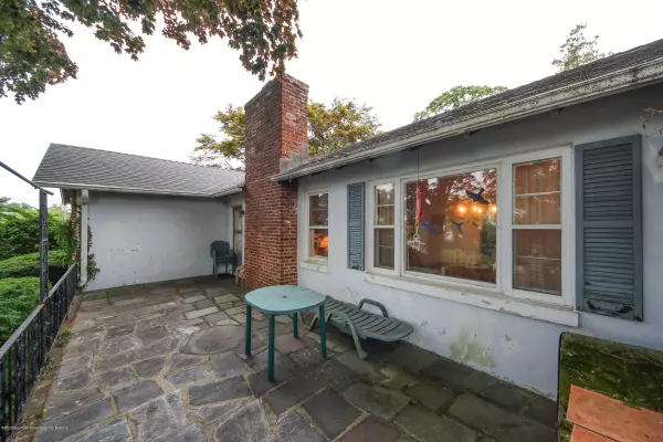 Atlantic Highlands, NJ 07716,4 6th Avenue