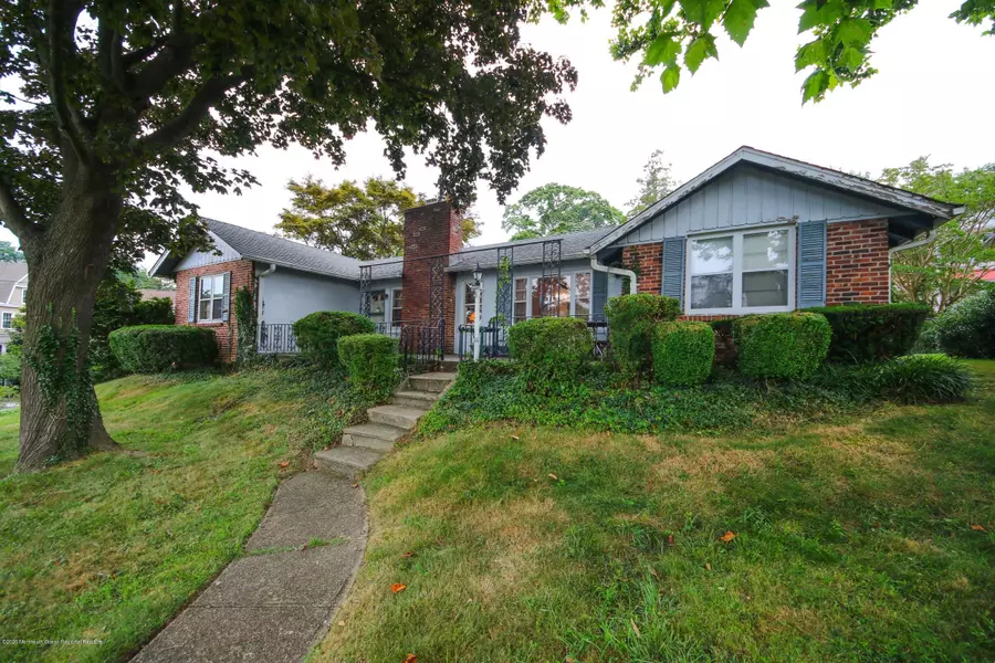 4 6th Avenue, Atlantic Highlands, NJ 07716