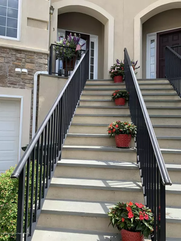 Aberdeen, NJ 07747,3 W Aspen Way