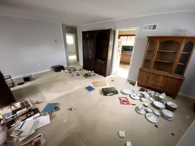 44 Amboy Road, Matawan, NJ 07747