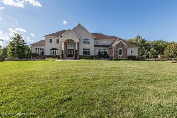 20 Crystal Court, Manalapan, NJ 07726