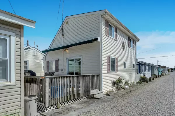 173 W Central Avenue, Seaside Park, NJ 08752