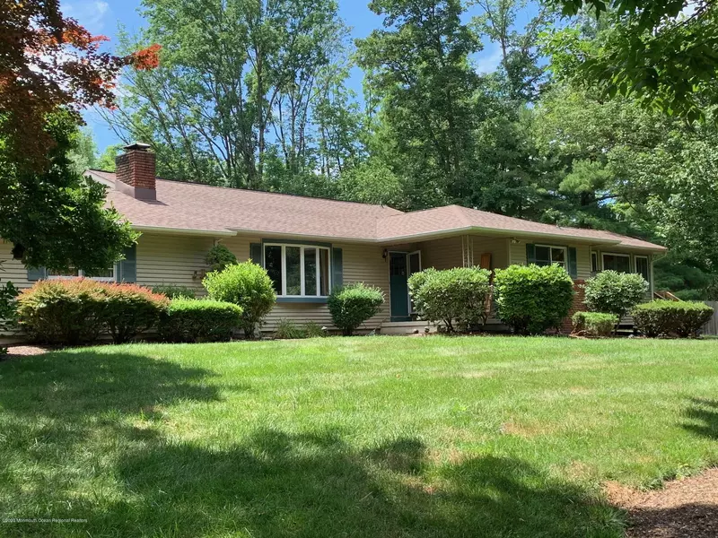 8 Hillsborough Road, Raritan Twp, NJ 08822