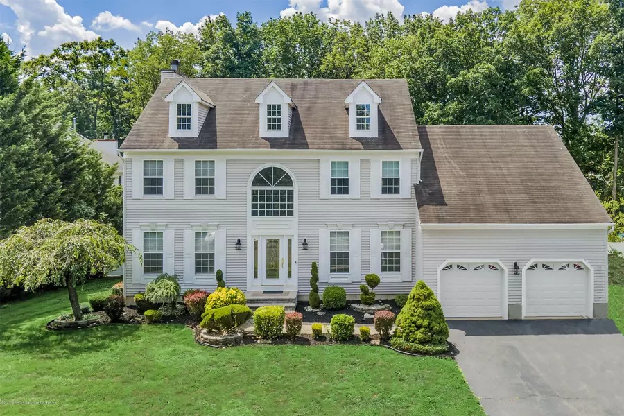 36 Woodruff Drive, Matawan, NJ 07747