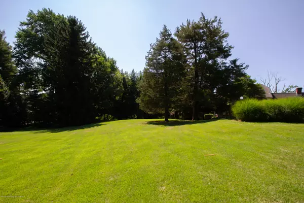 Rumson, NJ 07760,43 Buena Vista Avenue