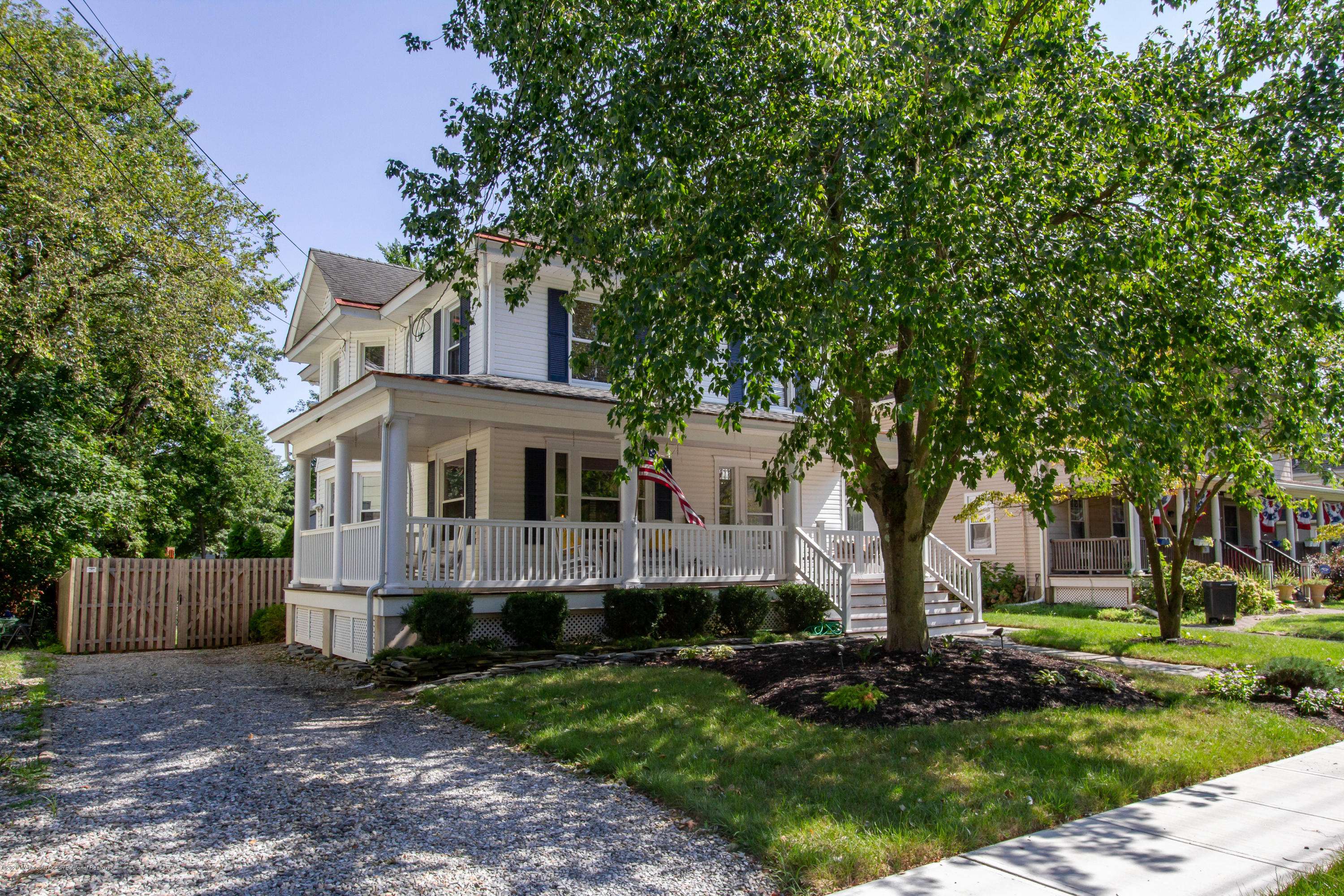 17 E Bergen Place, Red Bank, NJ 07701