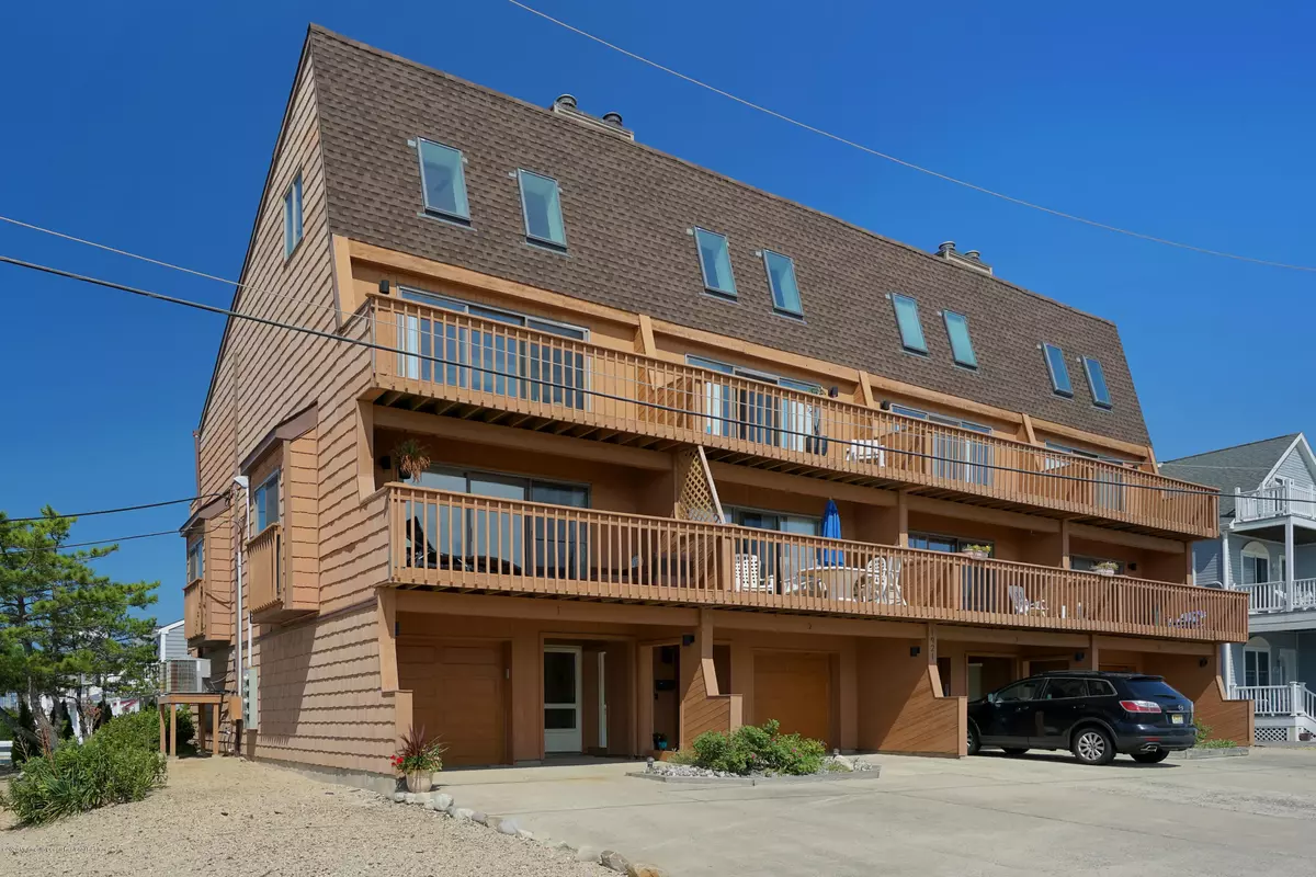 Seaside Heights, NJ 08751,1921 Ocean Avenue #1A