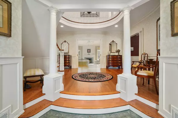 Fair Haven, NJ 07704,100 Pine Cove Road