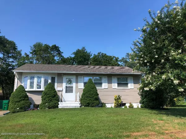 25 Brandies Road, Toms River, NJ 08757