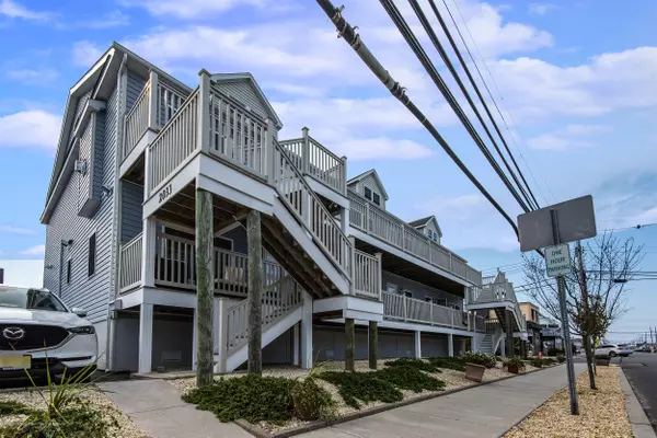 Ortley Beach, NJ 08751,2033 Grand Central Avenue #4