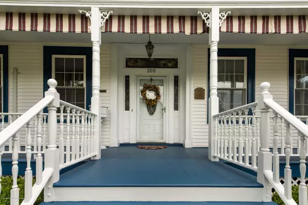 Keyport, NJ 07735,205 Main Street