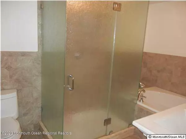 Point Pleasant Beach, NJ 08742,213 Arnold Avenue