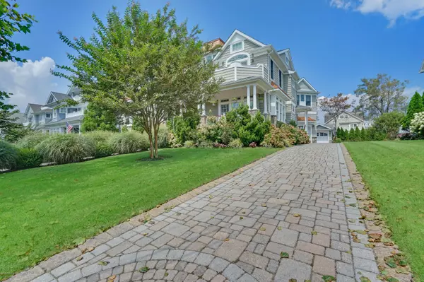 Spring Lake, NJ 07762,110 Pennsylvania Avenue