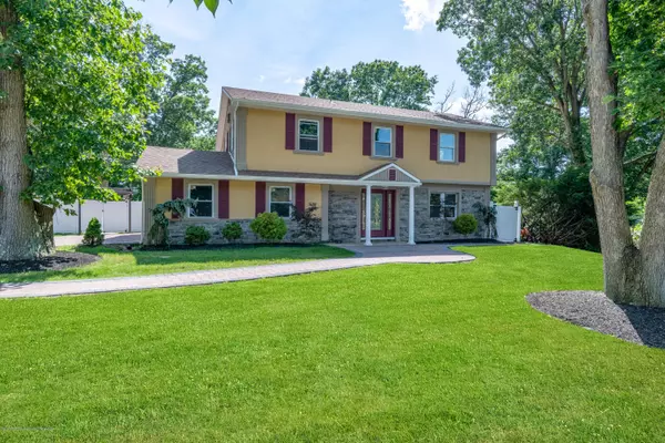 34 S Longview Road, Howell, NJ 07731