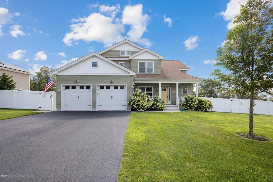 10 Trent Court, Manahawkin, NJ 08050