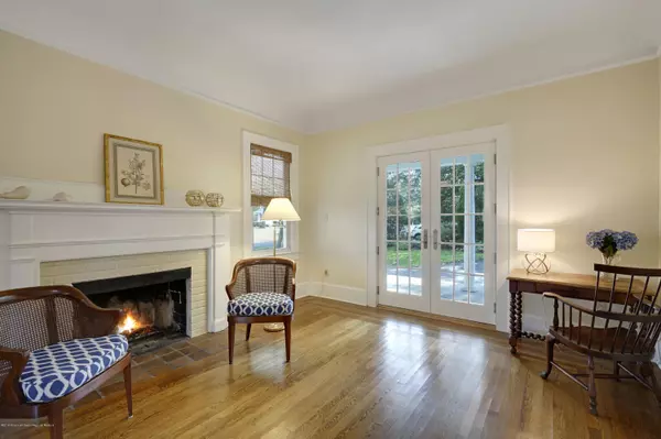 Spring Lake, NJ 07762,207 Monroe Avenue