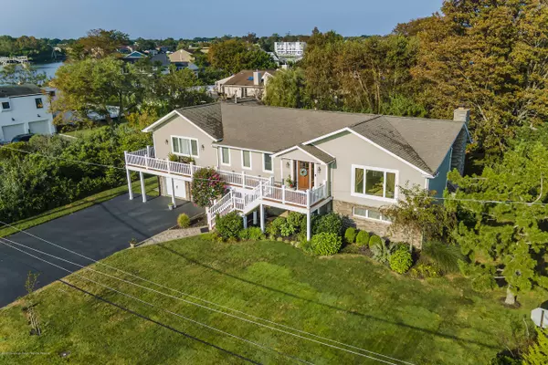 8 Tocci Avenue, Monmouth Beach, NJ 07750