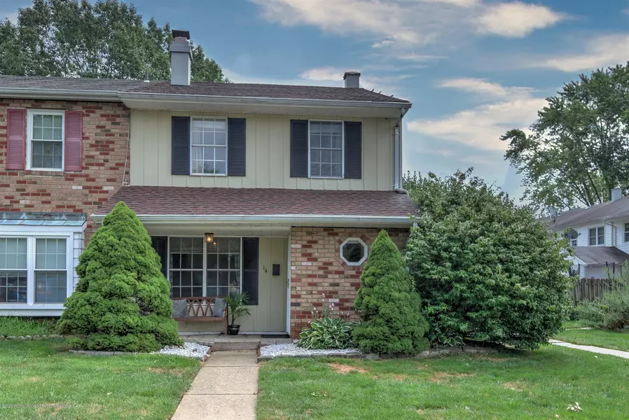 14 Kingsley Way, Freehold, NJ 07728