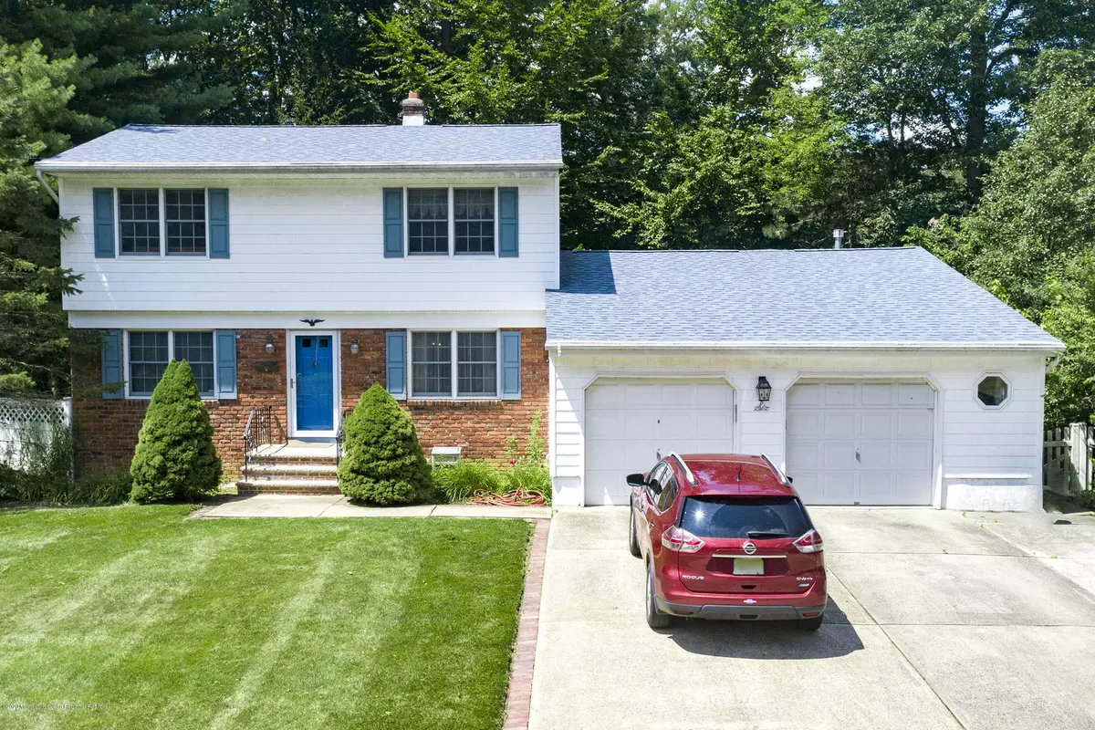 Matawan, NJ 07747,6 Colonial Drive