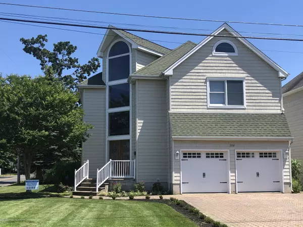 386 E Virginia Avenue, Manasquan, NJ 08736