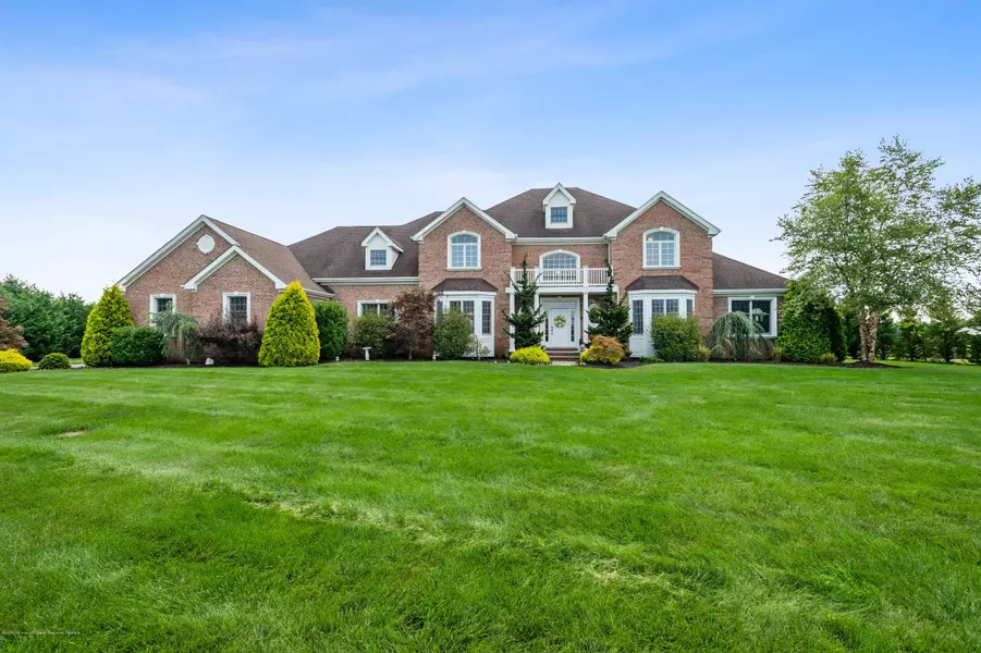 10 Sanibel Court, Monroe, NJ 08831
