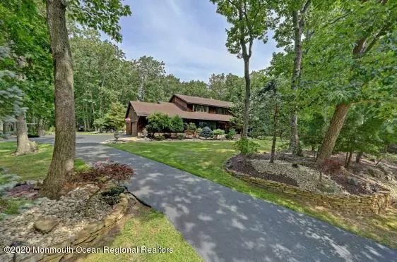 2 Alpine Drive, Perrineville, NJ 08535