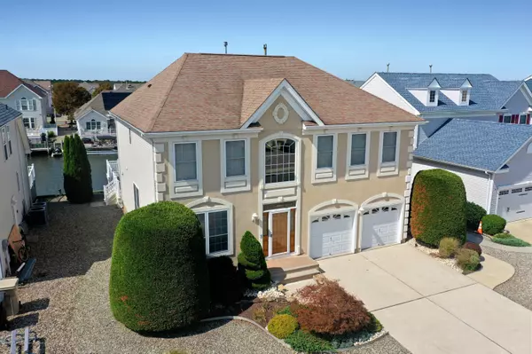 Bayville, NJ 08721,23 Jibsail Drive