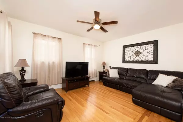 Edison, NJ 08837,253 Hoover Avenue