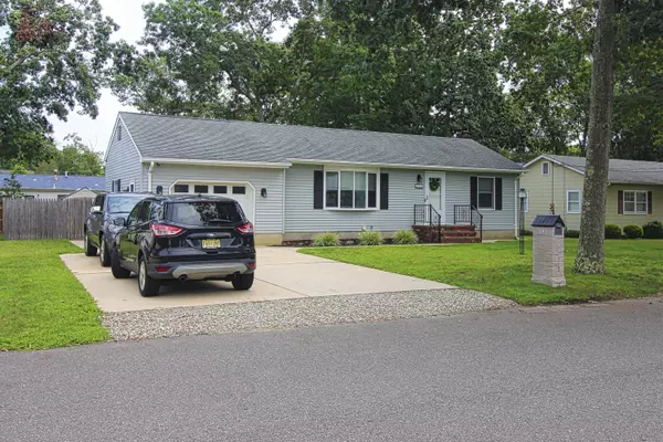 235 Willow Lane, Forked River, NJ 08731