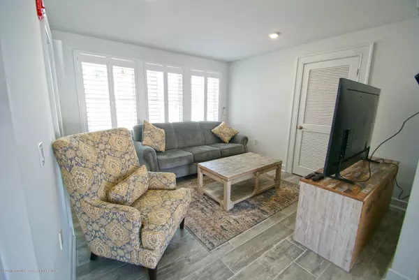Point Pleasant Beach, NJ 08742,1301 Ocean Avenue #2