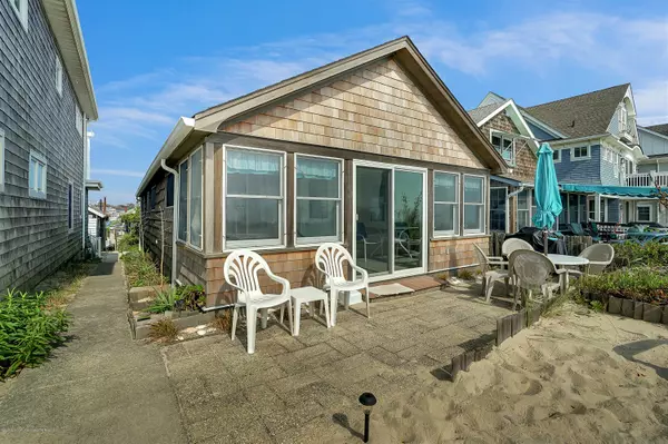 Manasquan, NJ 08736,43 Beach Front