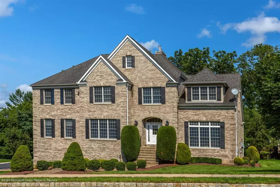 4 Landmark Lane, Marlboro, NJ 07746