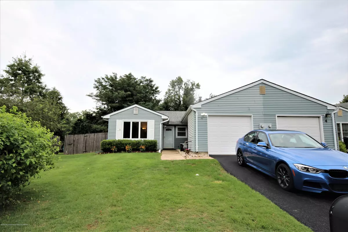 Freehold, NJ 07728,6 Briarcliff Court