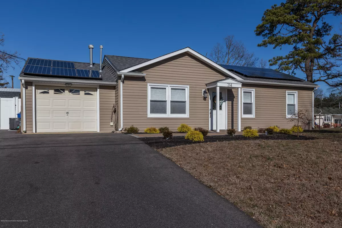 Lanoka Harbor, NJ 08734,314 Sinclair Avenue